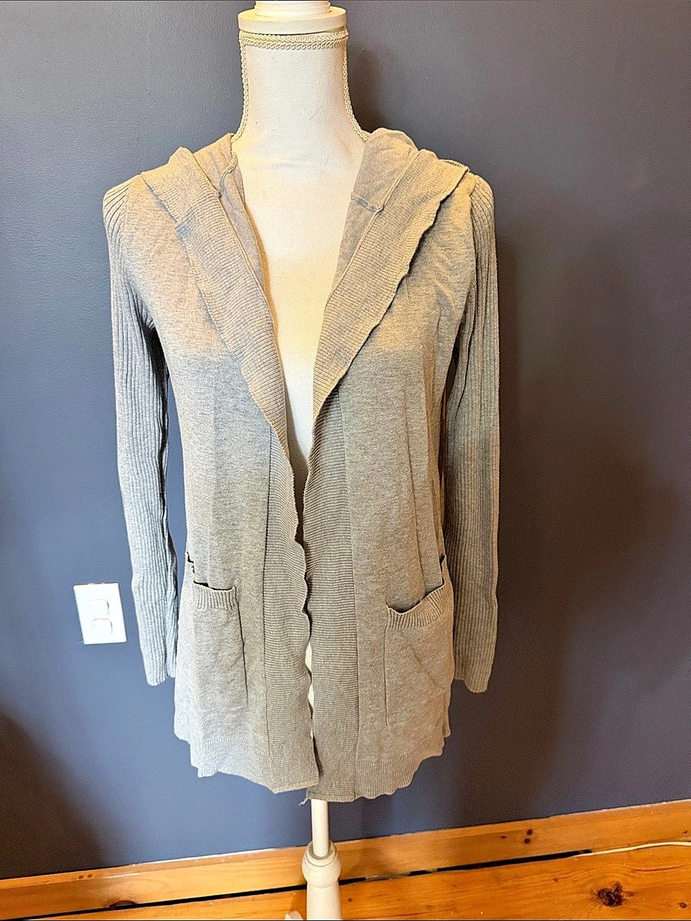Lety & Me Hooded Open Front Cardigan in Gray Size Small